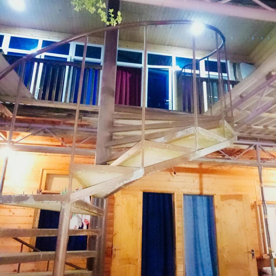 Guesthouse U Moti New Athos Екстер'єр фото