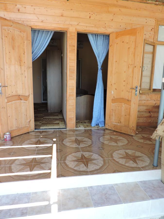 Guesthouse U Moti New Athos Екстер'єр фото