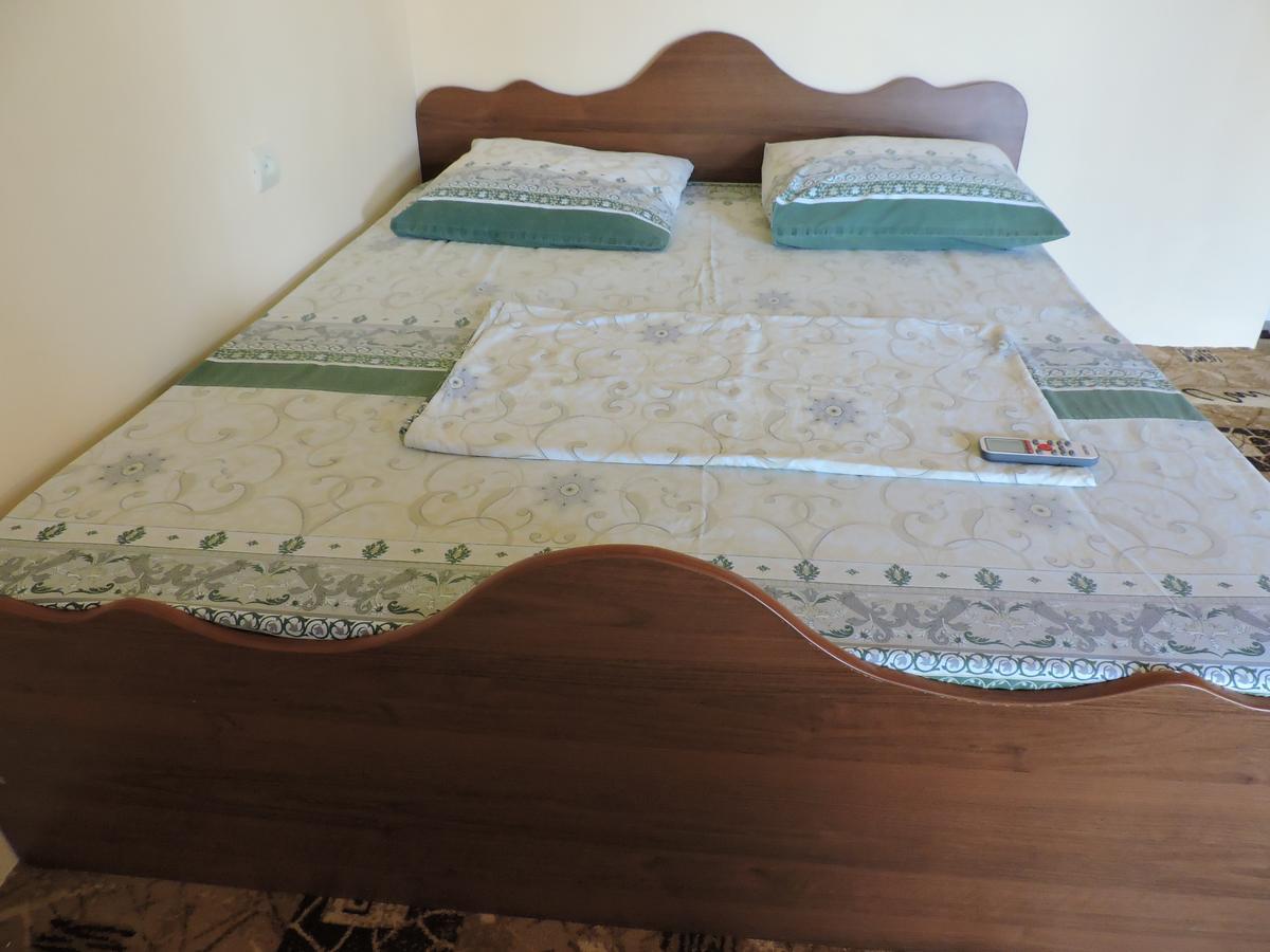 Guesthouse U Moti New Athos Екстер'єр фото